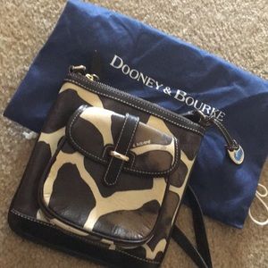 Dooney & Bourke Bag